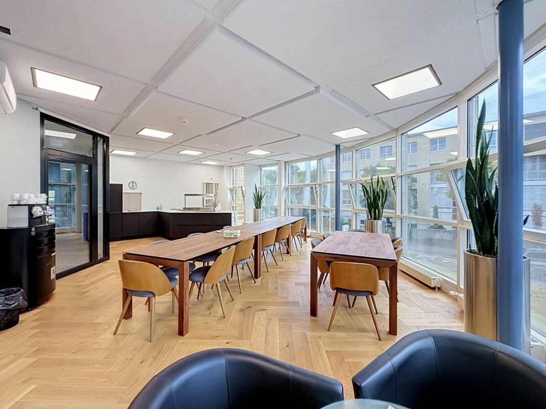 1238m² commercial, photo 7 sur 10