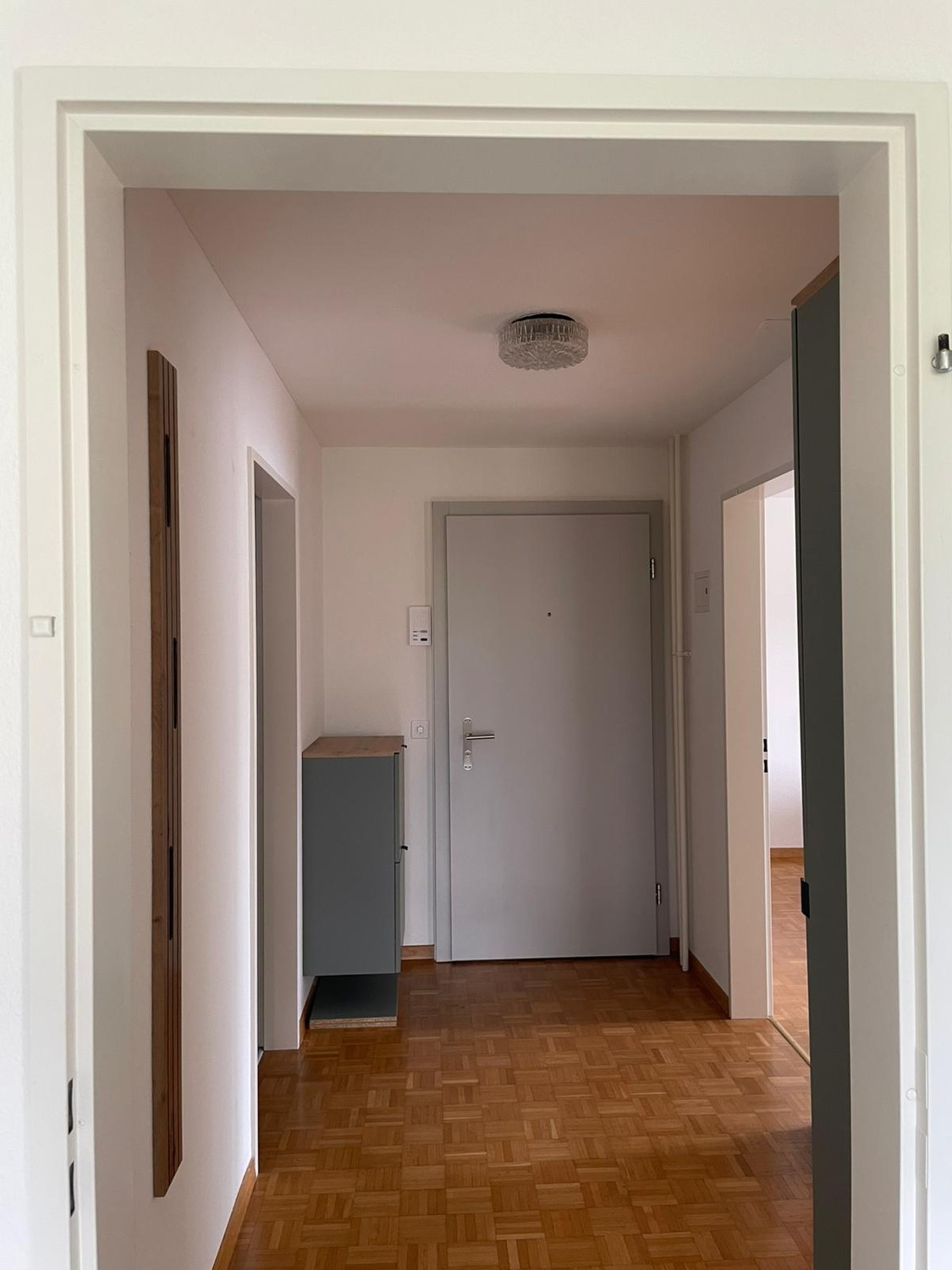 Appartement de 2 ½ pièces, photo 1 sur 8