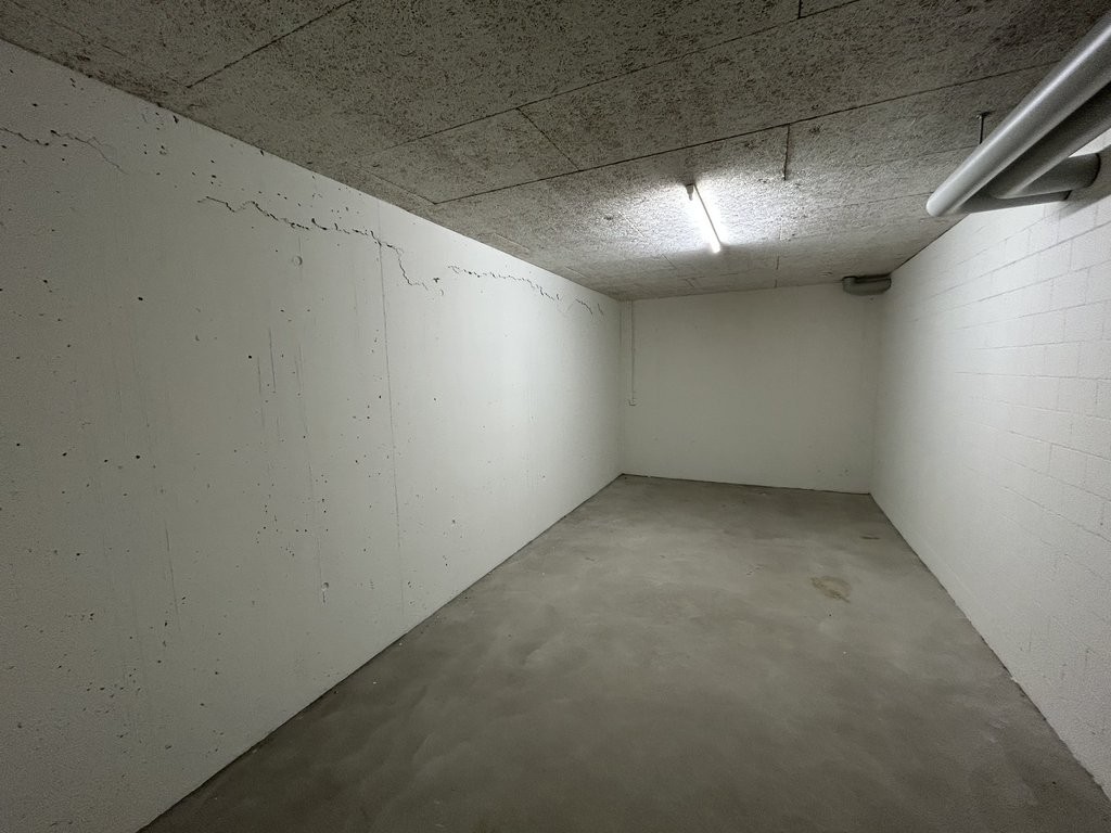 Local de stockage de 20m², photo 4 sur 5