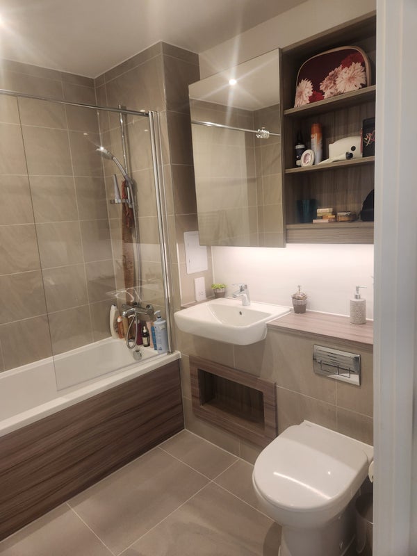 Chambre en colocation, photo 1 sur 5