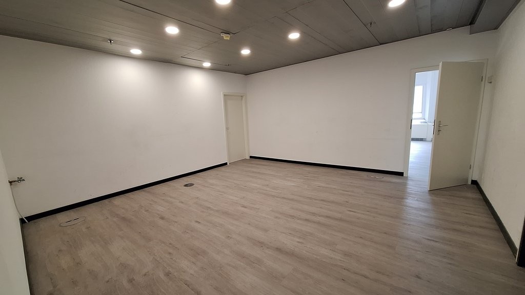 165m² office, photo 3 sur 6