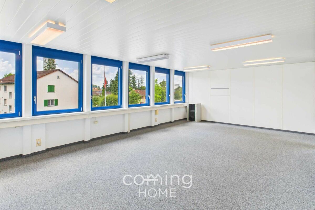 49m² commercial, photo 2 sur 8