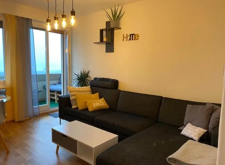 Room in a shared flat, photo 1 sur 8