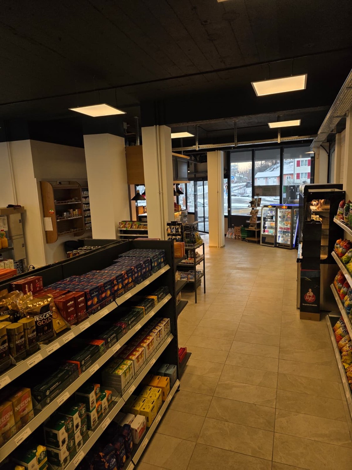 Commerce de 193m², photo 4 sur 10