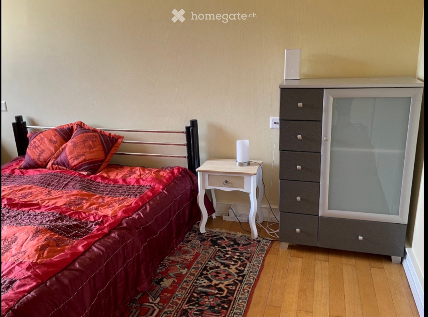 chambre individuelle d'une pièce, photo 1 sur 4
