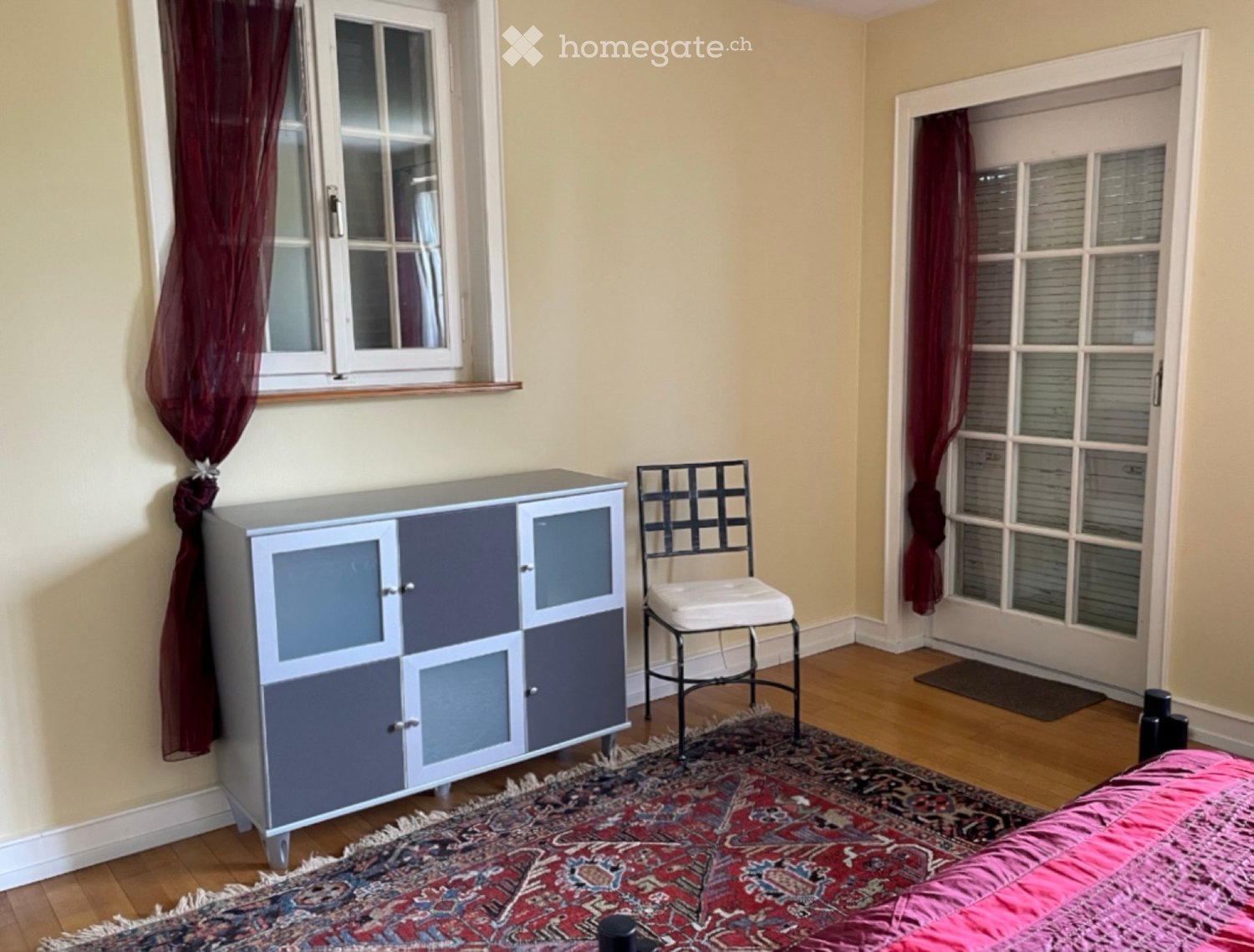 chambre individuelle d'une pièce, photo 2 sur 4