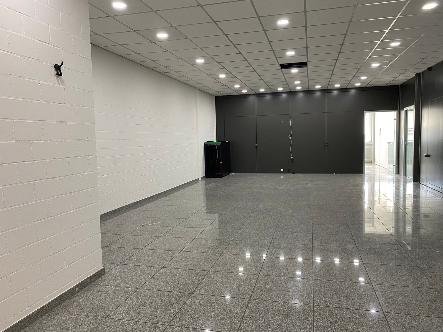 108m² commercial, photo 6 sur 10