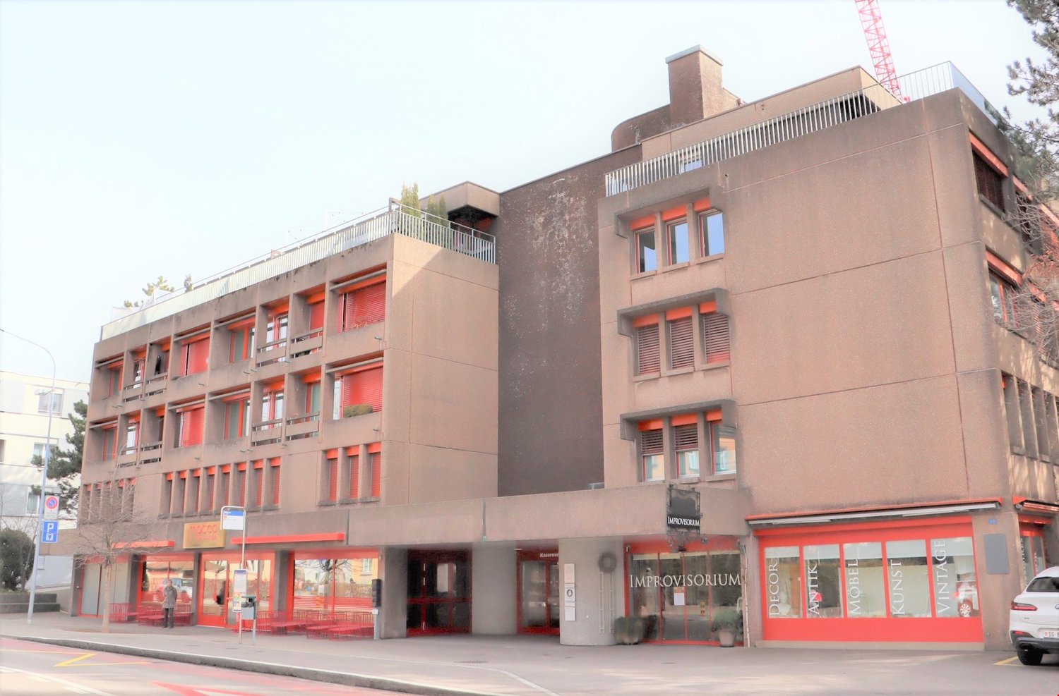 136m² commercial, photo 1 sur 10