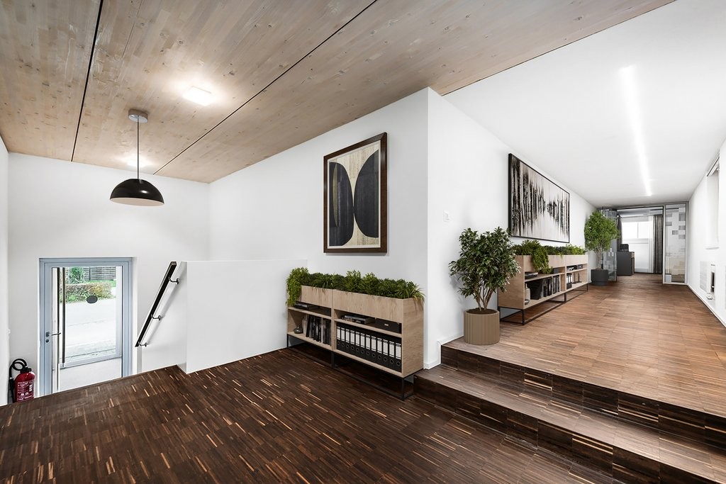 310m² office, photo 3 sur 8