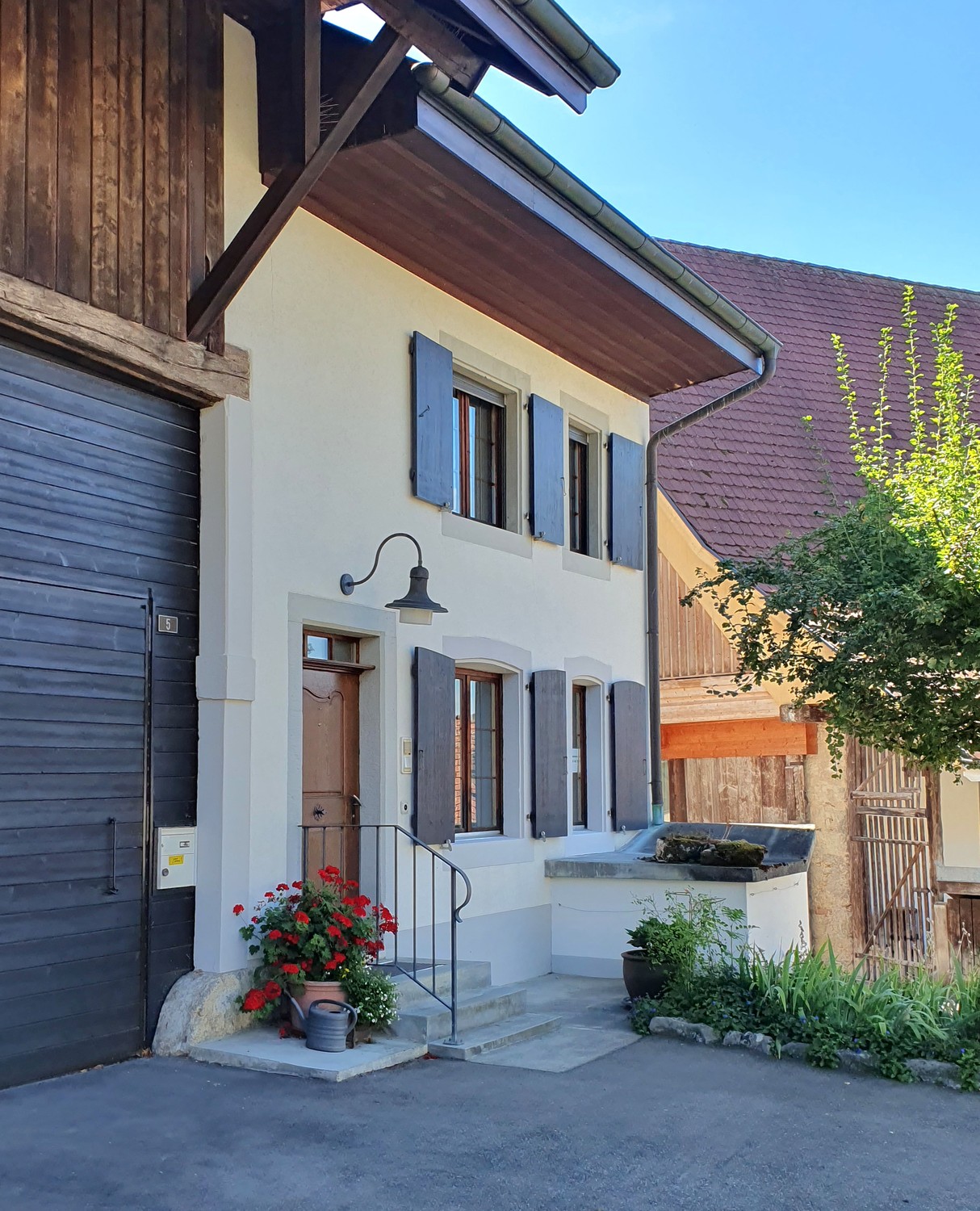 6 pièces maison individuelle, photo 2 sur 10