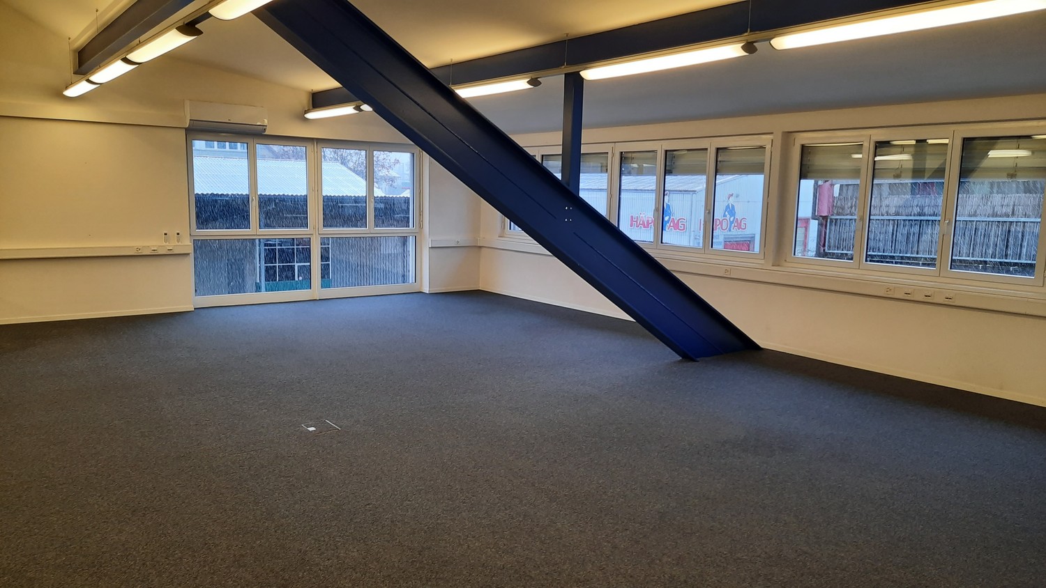 Bureau de 200m²
