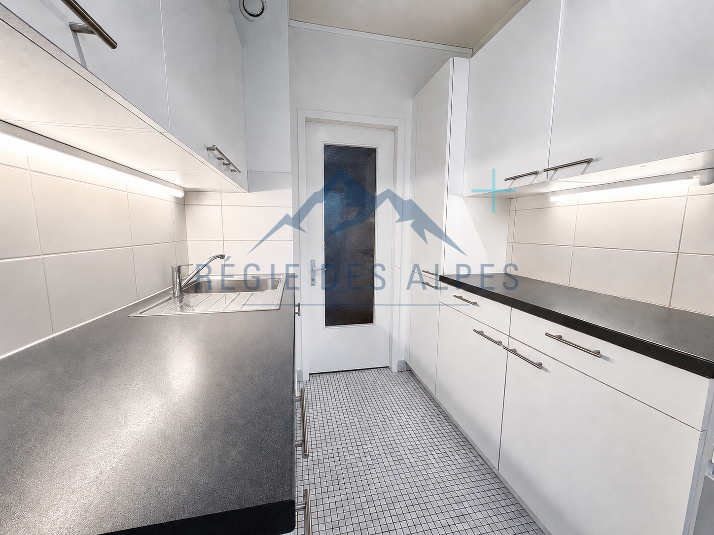4 rooms apartment, photo 4 sur 7