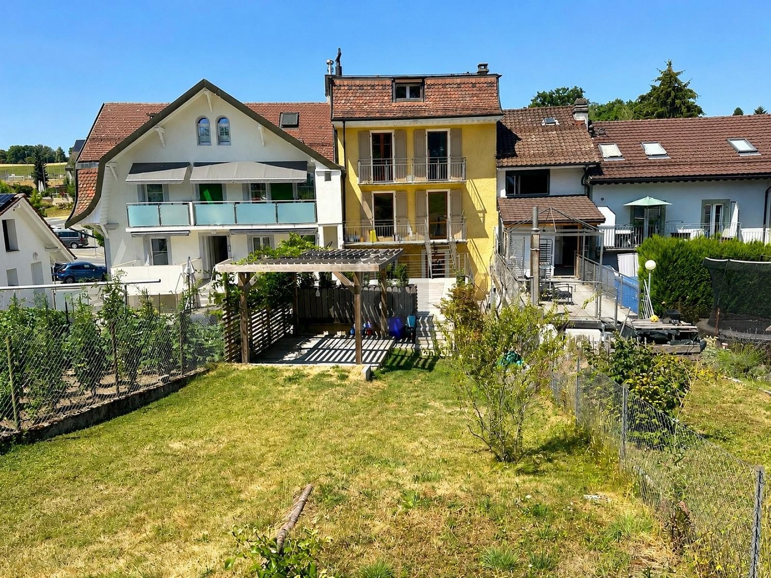 7 rooms row house