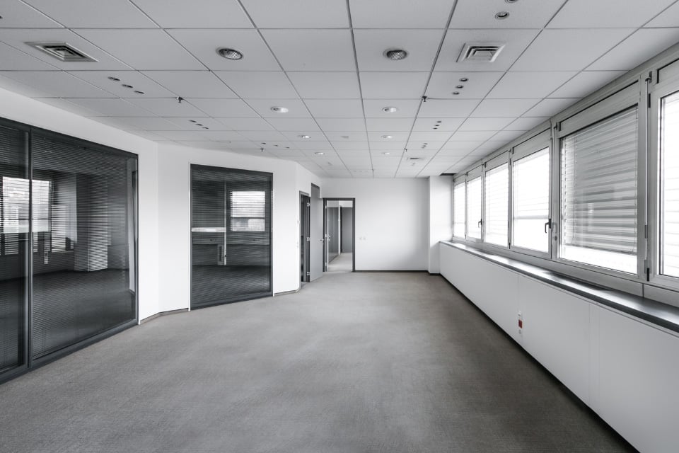 990m² bureau