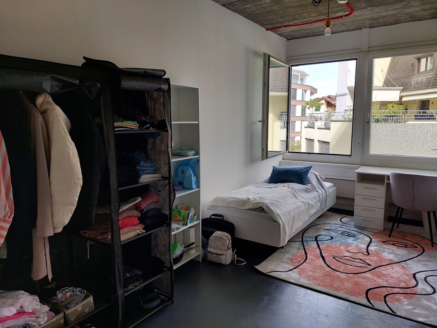 Chambre en colocation, photo 2 sur 4