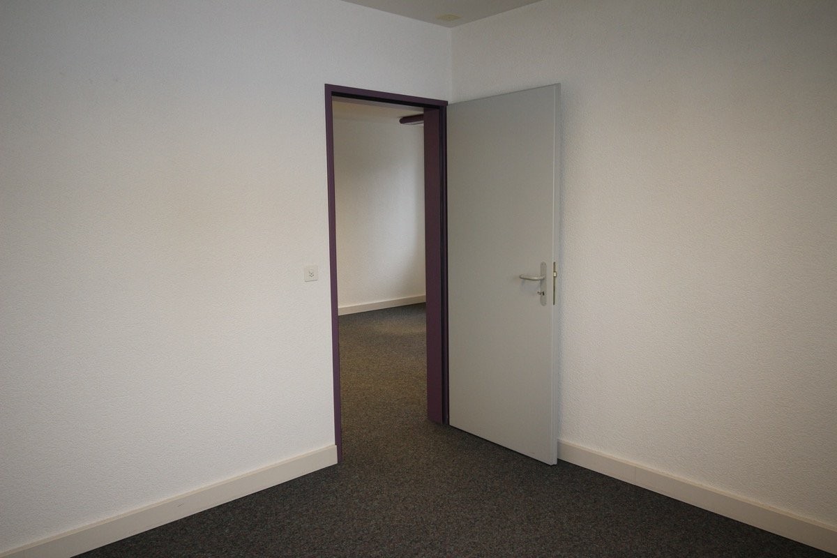 80m² office, photo 7 sur 10
