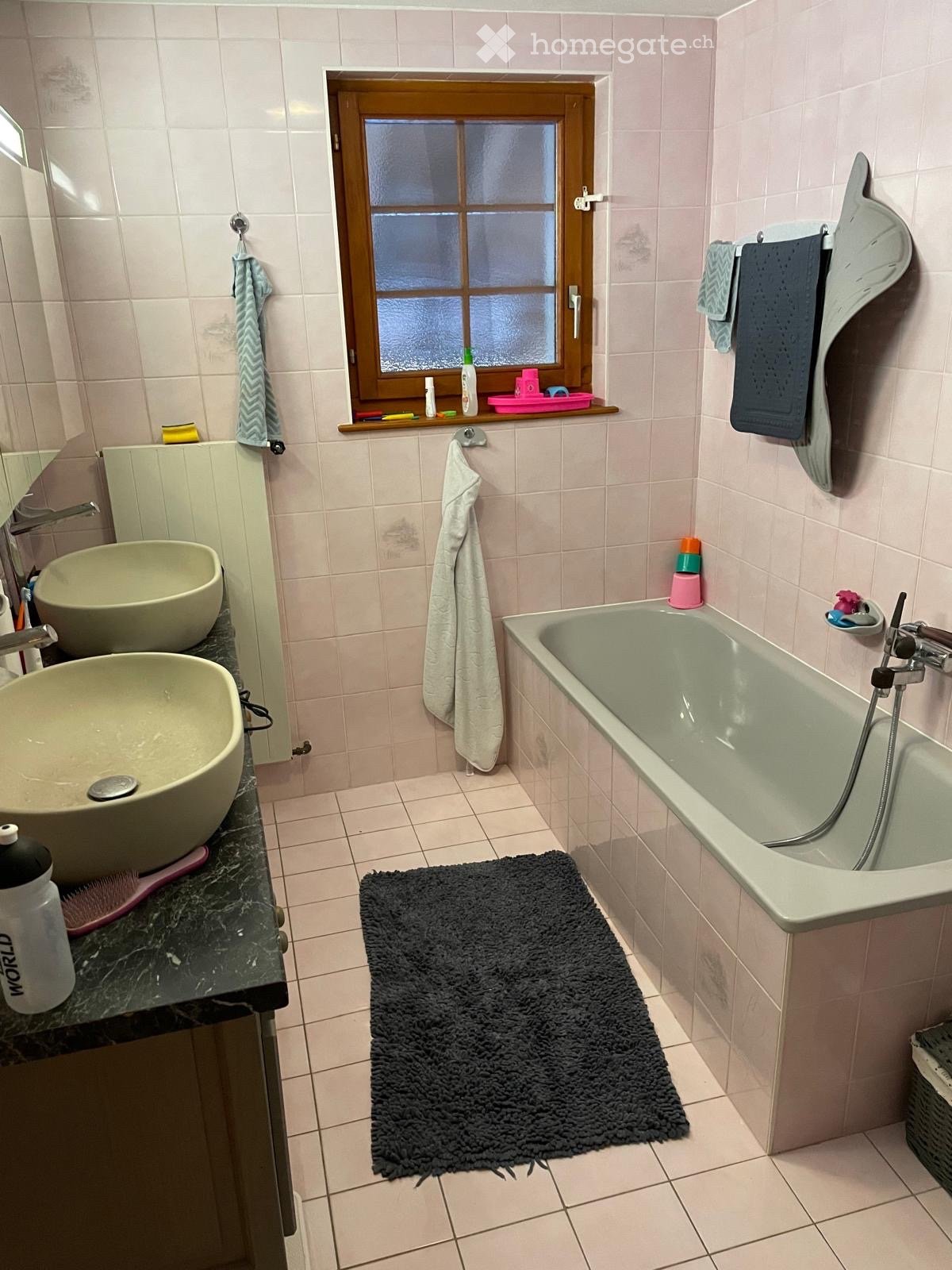 5 rooms apartment