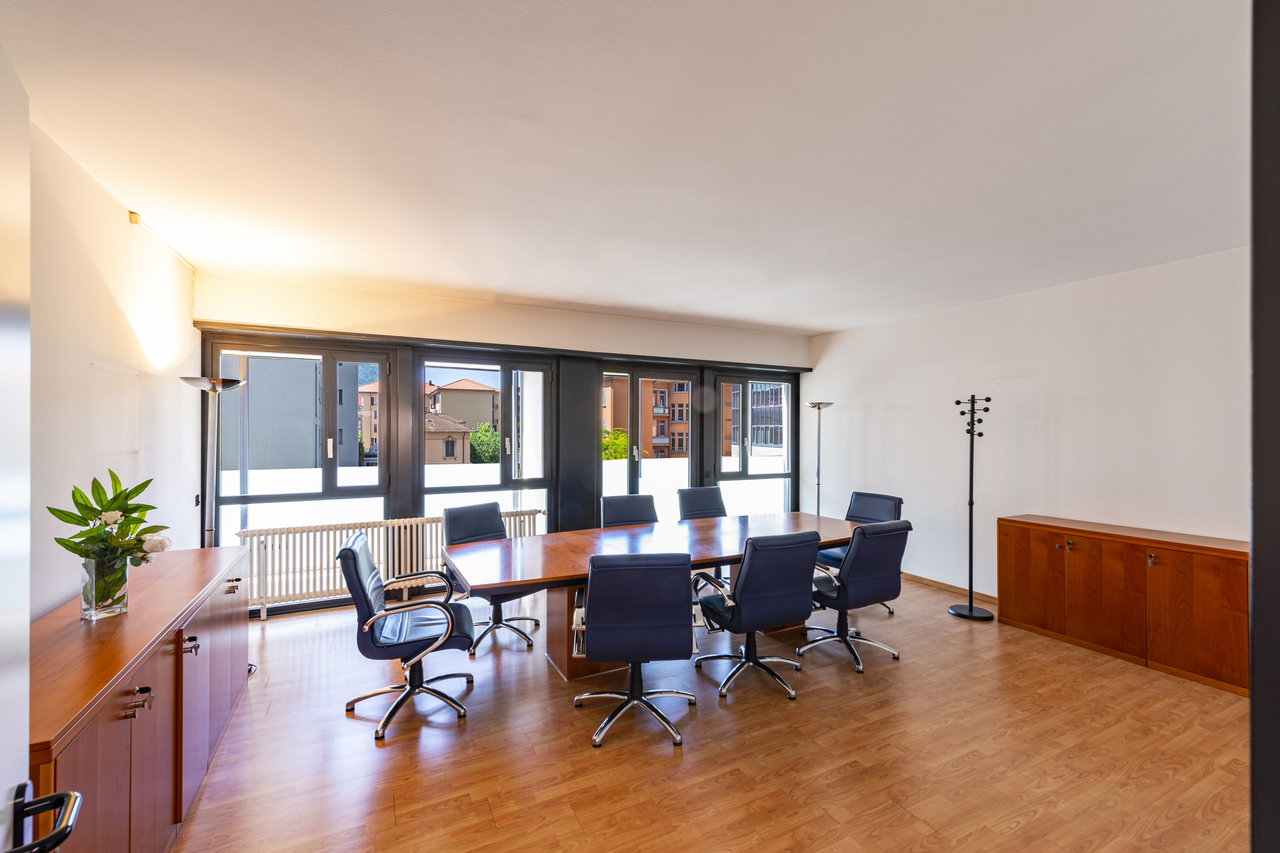 Bureau, photo 4 sur 9