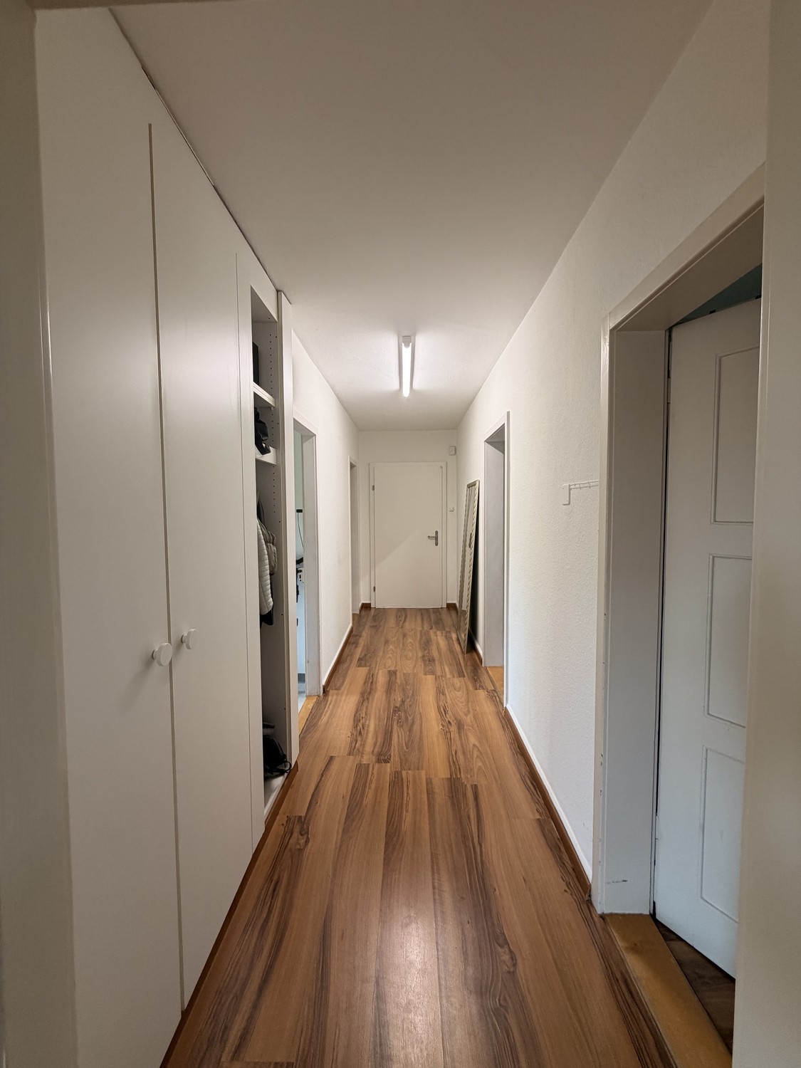 Chambre en colocation

Colocataire temporaire recherché – 15 décembre au 2 janvier

(pendant nos vacances)

Nous recherchons une personne propre, calme et facile à vivre pour occuper notre chambre pour un court séjour pendant notre absence.

L'appartement est idéalement situé juste à l'entrée d'Ebik, photo 4 sur 5