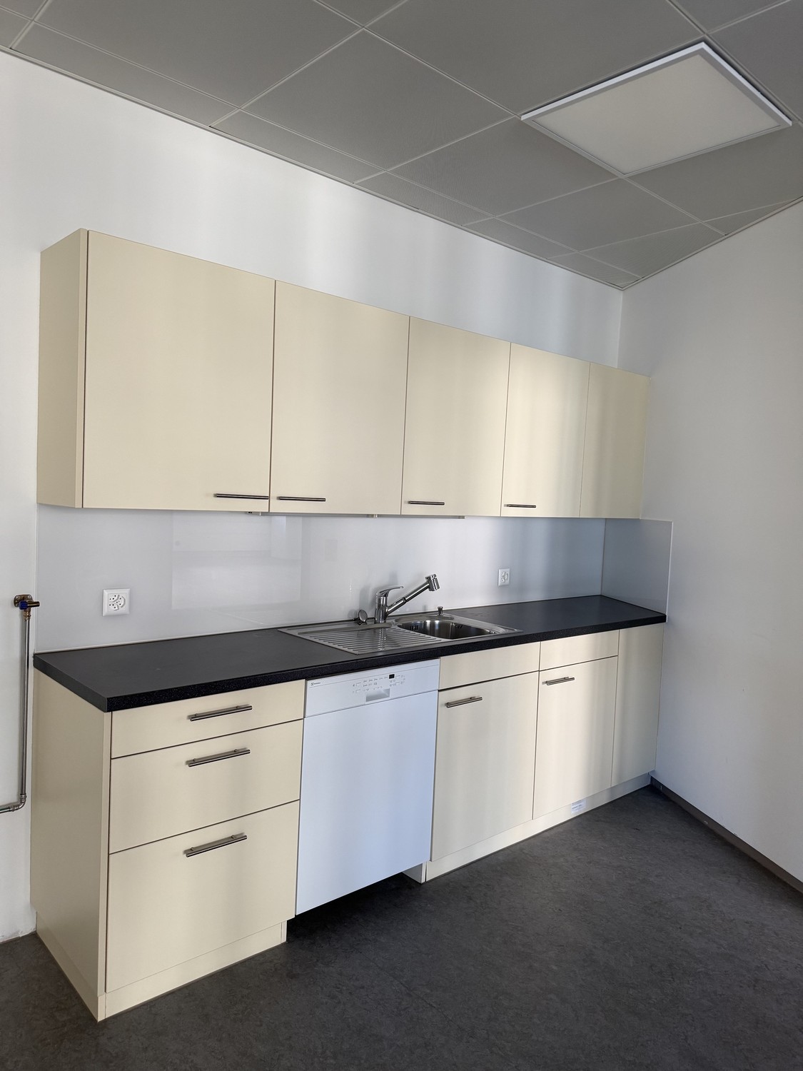 237m² bureau