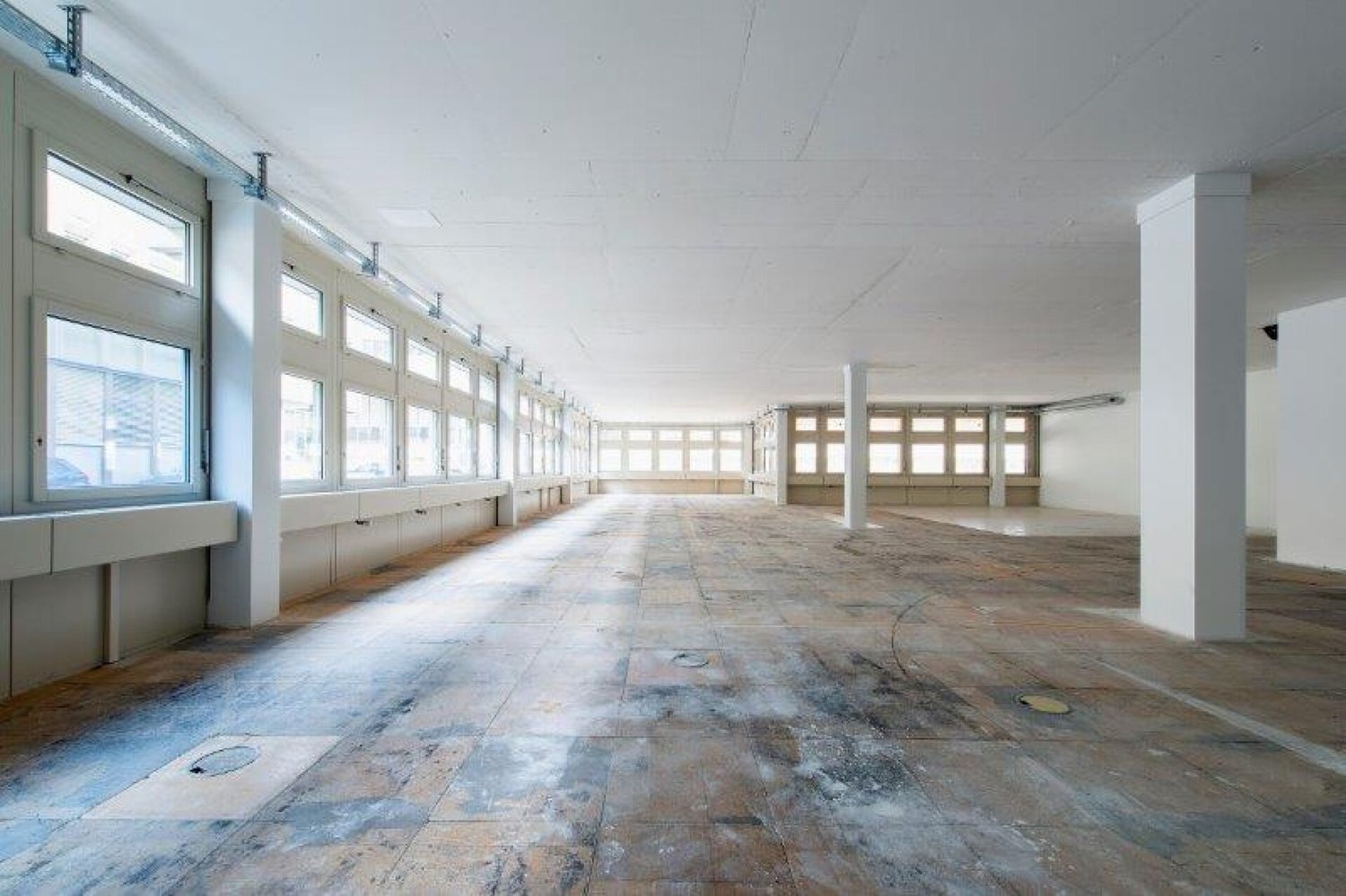 1912m² de bureaux, photo 9 sur 10