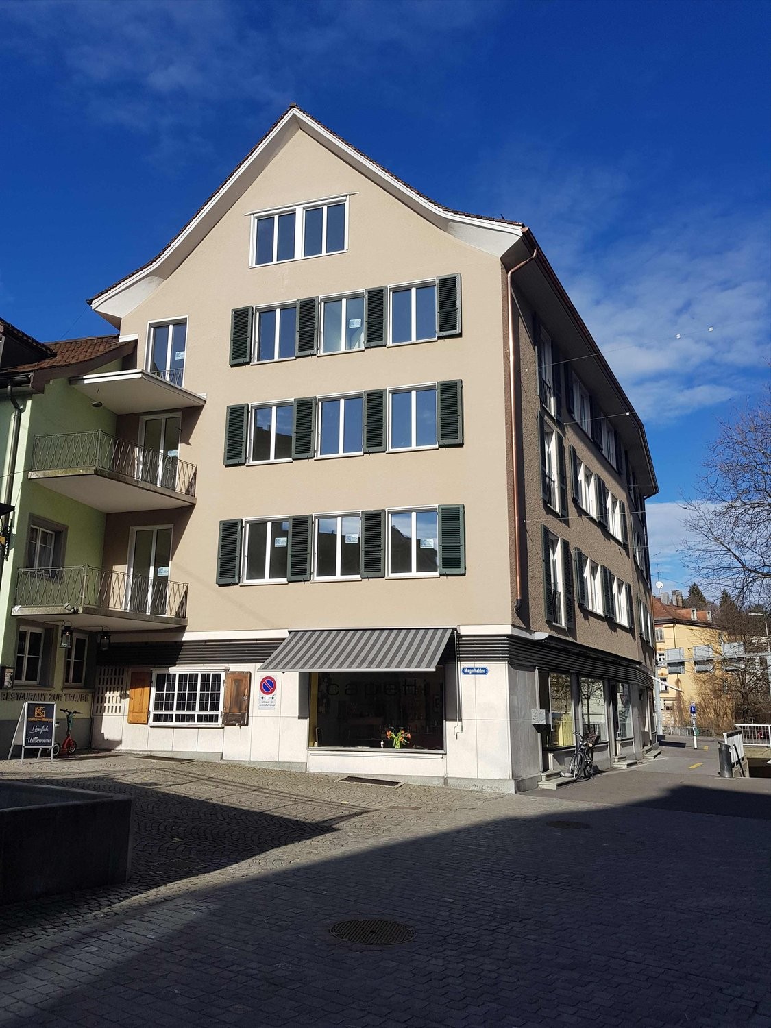 Magasin de 86m²