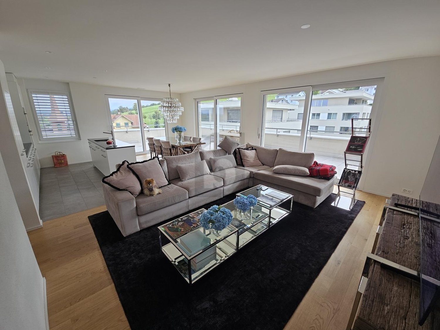 Appartement en attique de 4 ½ pièces, photo 2 sur 4