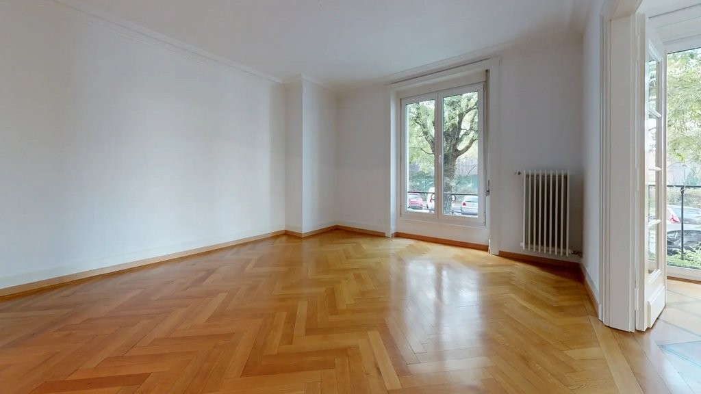 6 rooms apartment, photo 2 sur 9
