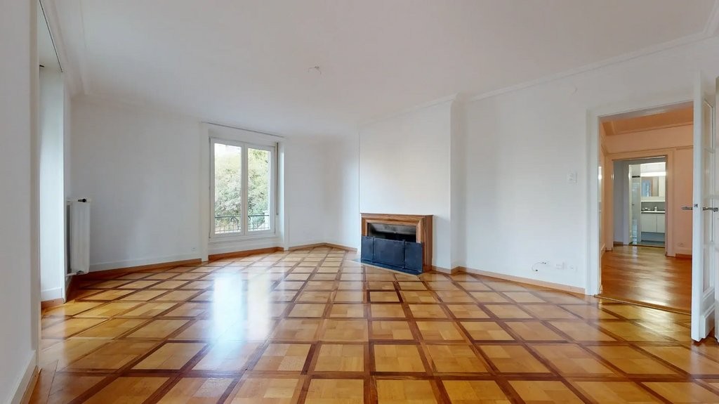6 rooms apartment, photo 1 sur 9