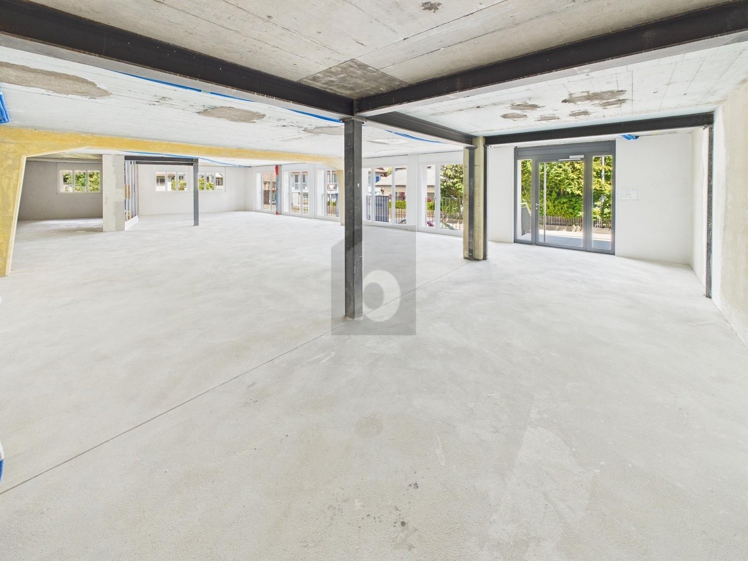 219m² cabinet, photo 2 sur 4