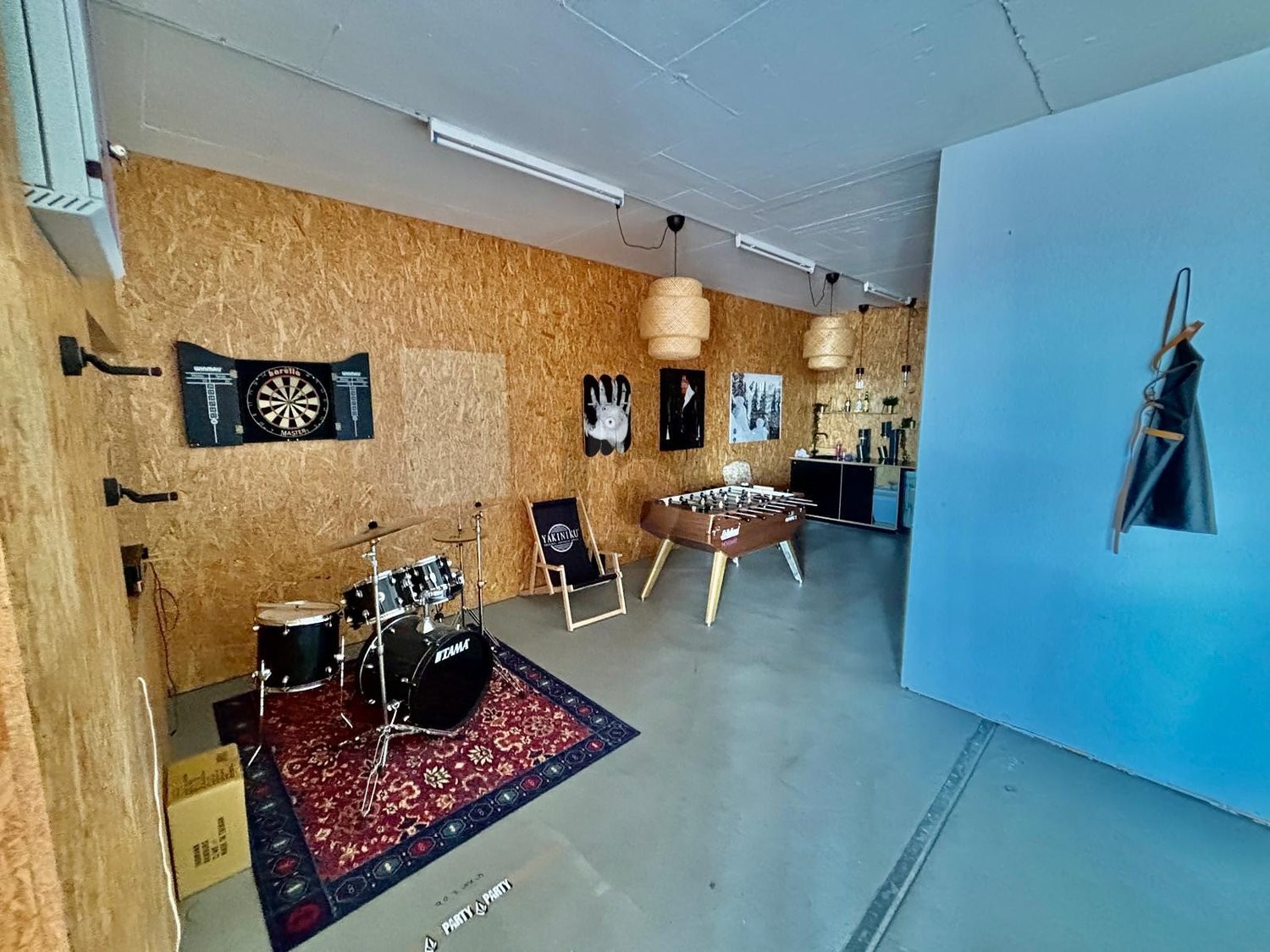 1080m² de local de stockage