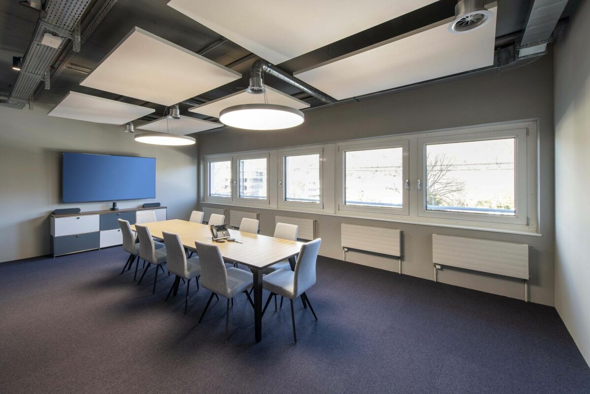 1120m² de bureaux