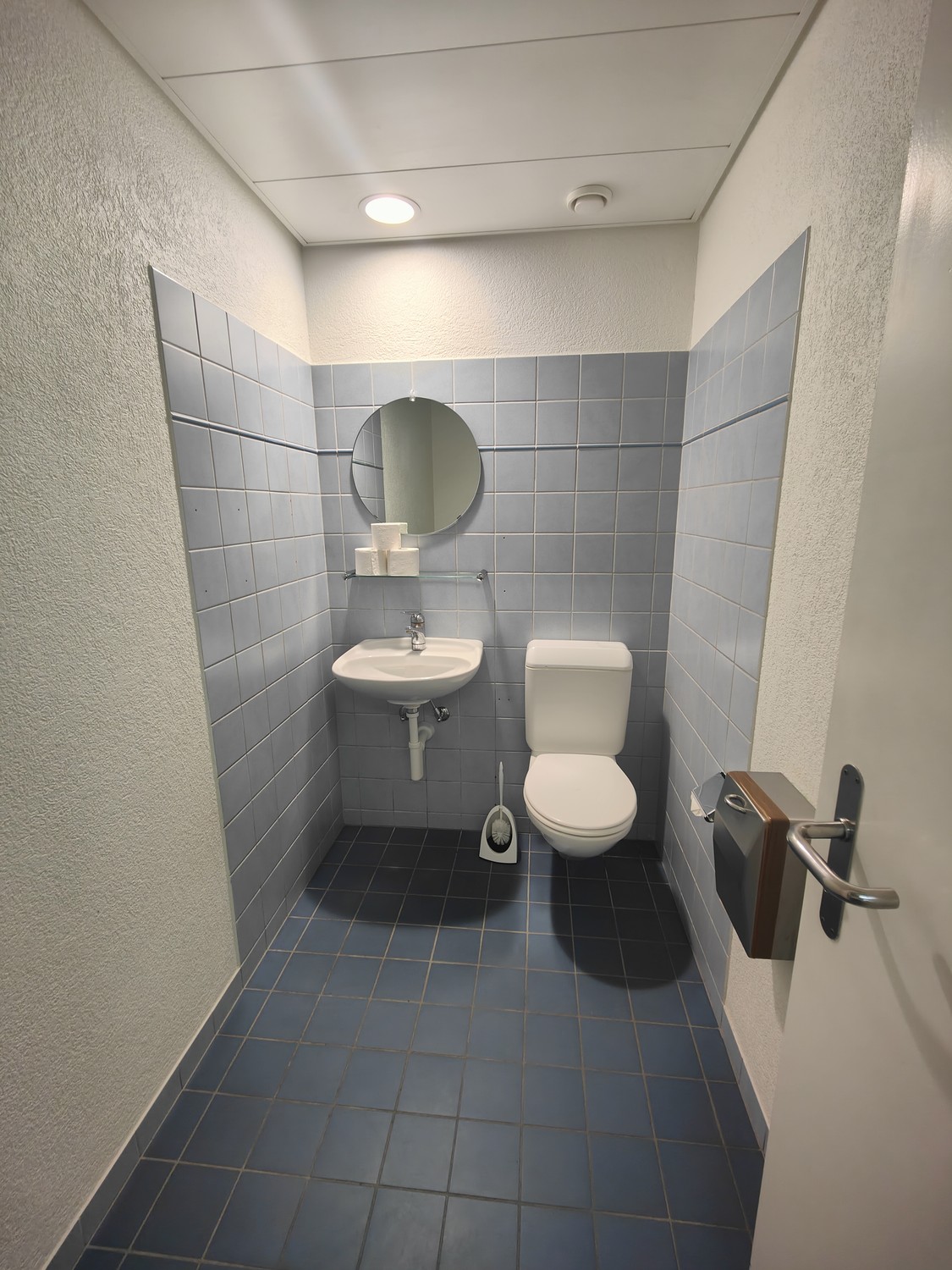 264m² commercial