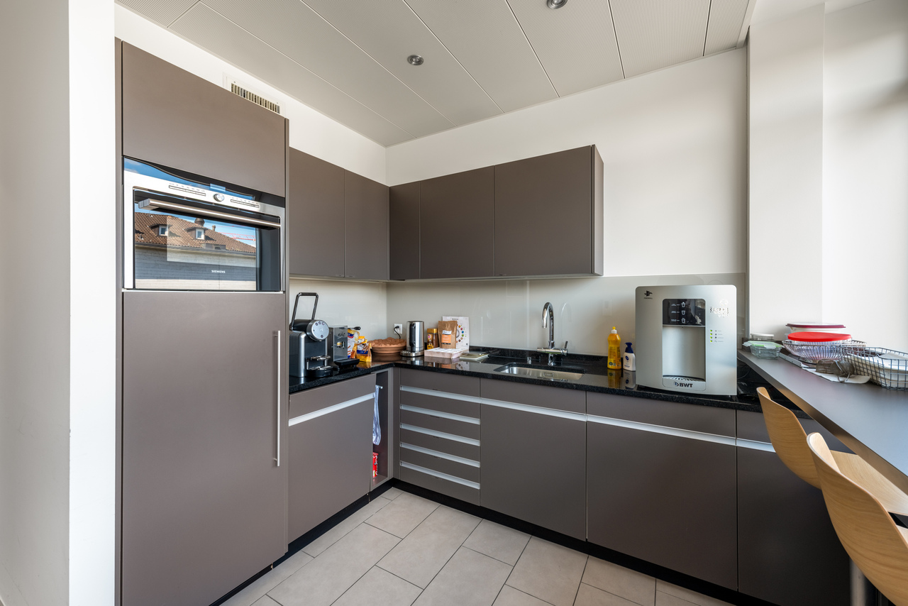 325m² bureau