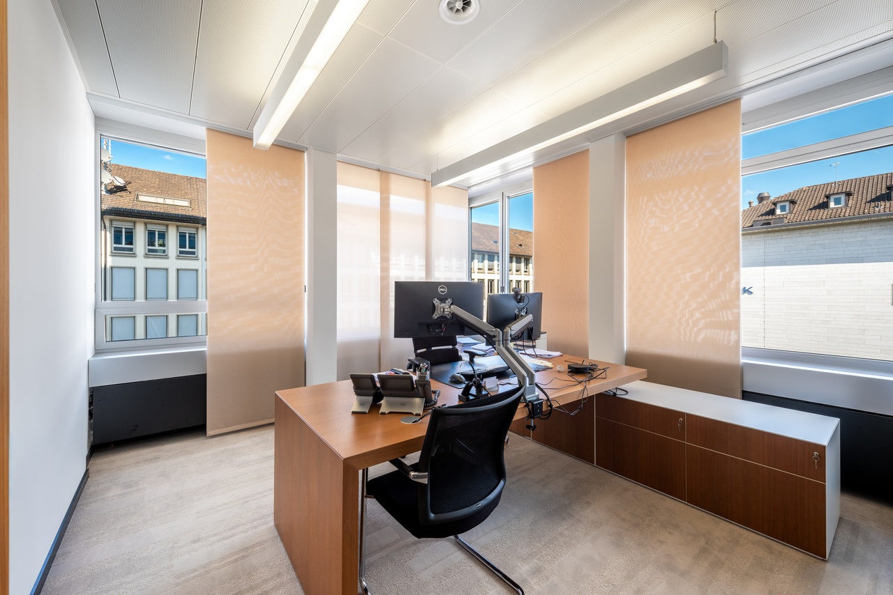 325m² bureau