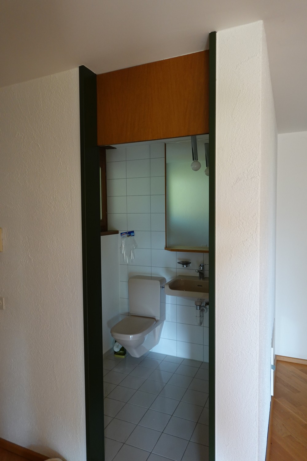 Appartement de 3 ½ pièces

Recherche de repreneur pour un spacieux appartement de 3,5 pièces. Celui-ci séduit par sa vue et son aménagement chaleureux. Pour le 1er décembre 2026.

- Cuisine lumineuse avec beaucoup de rangements, des appareils de haute qualité et un sol en carrelage facile d'entretie, photo 10 sur 10