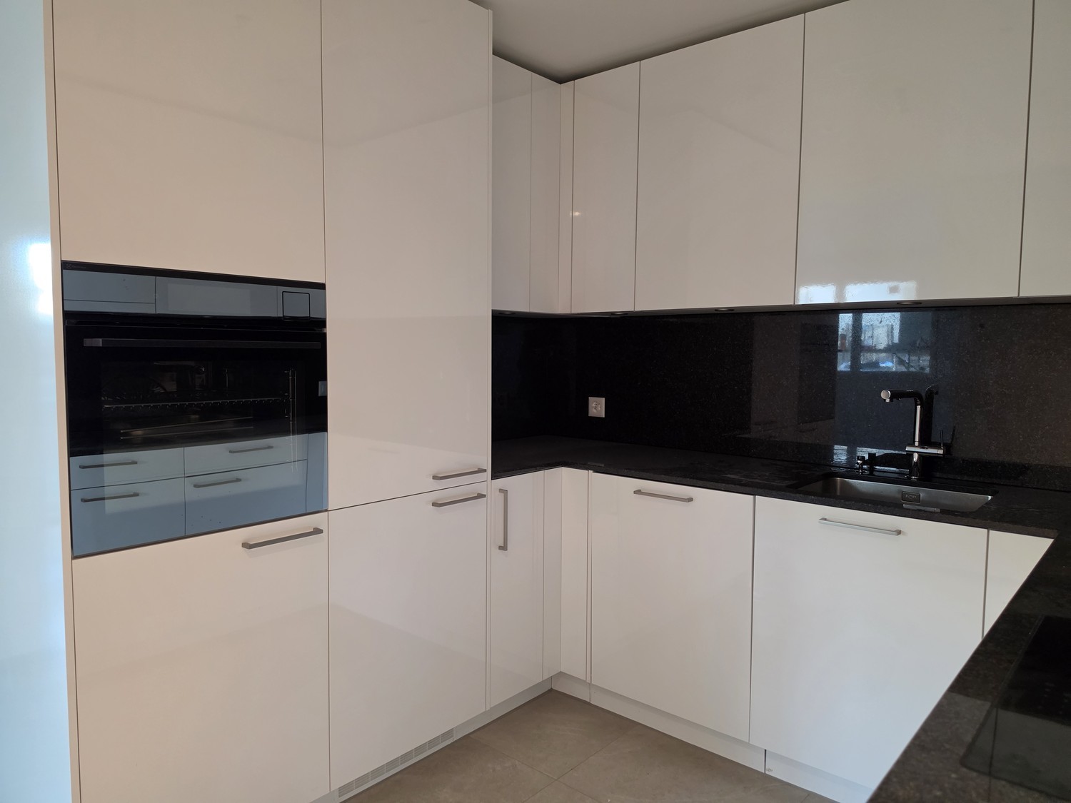 Appartement de 2 ½ pièces, photo 1 sur 9
