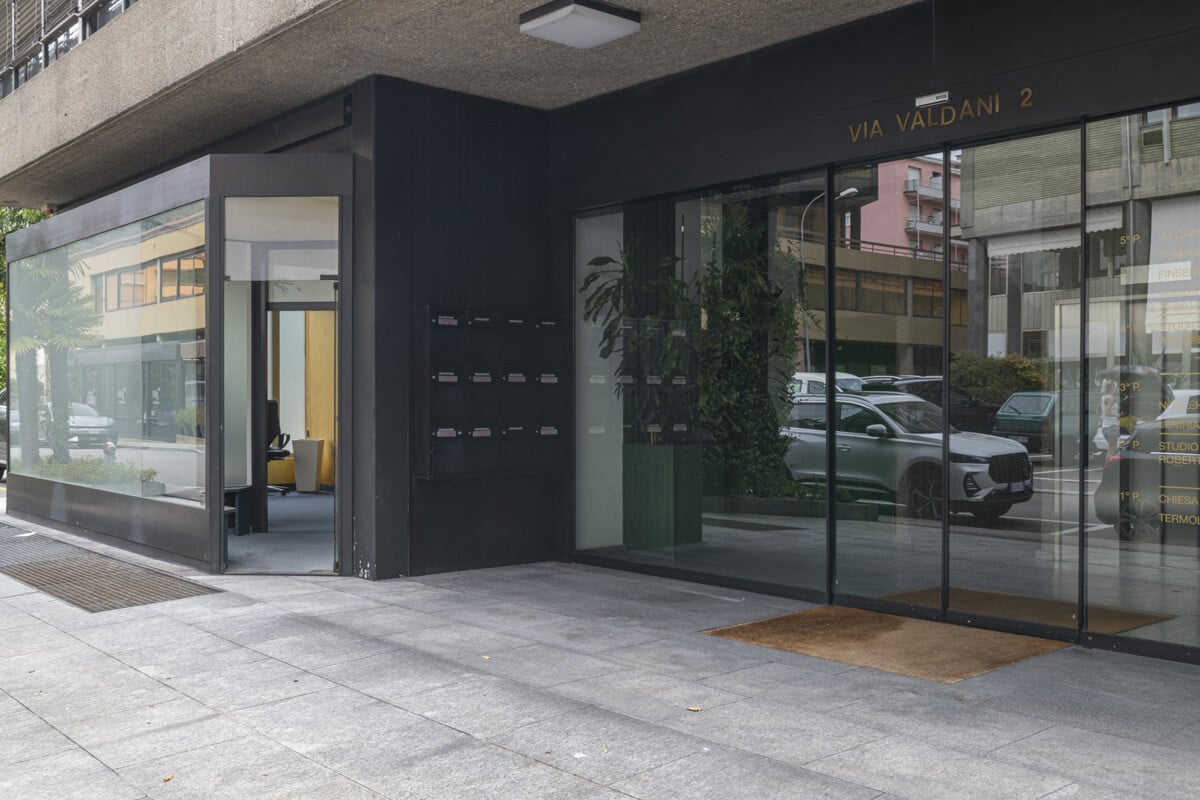 Boutique, photo 2 sur 2
