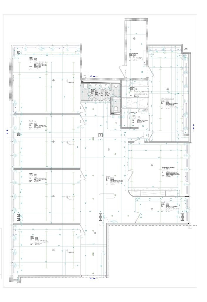 313m² office