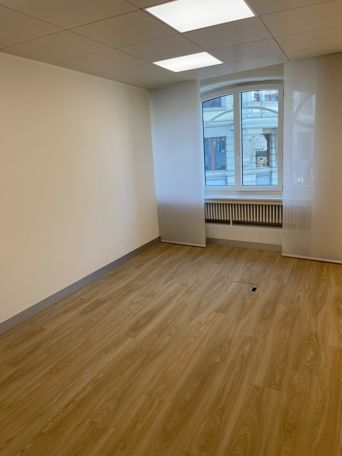 Bureau de 17-17m²