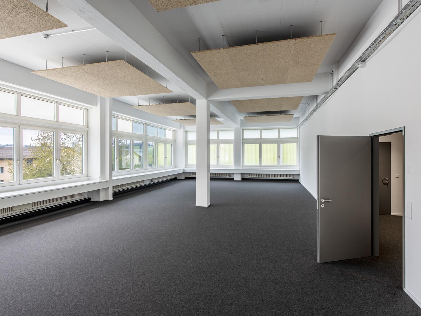 134m² office