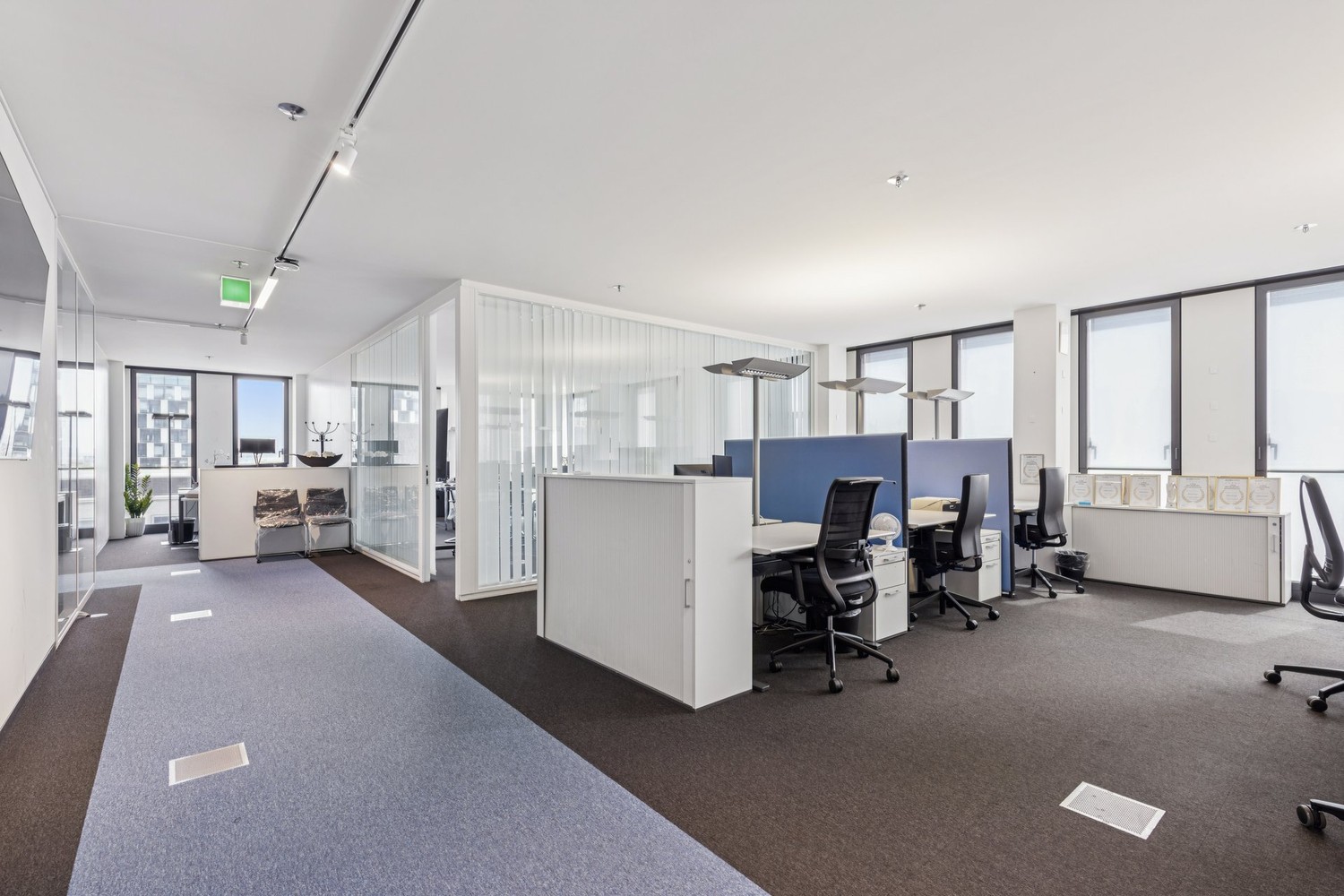 Bureau de 649m²