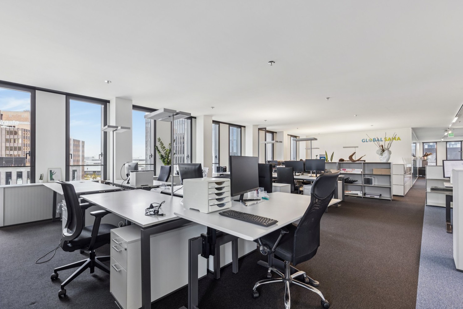 Bureau de 649m²