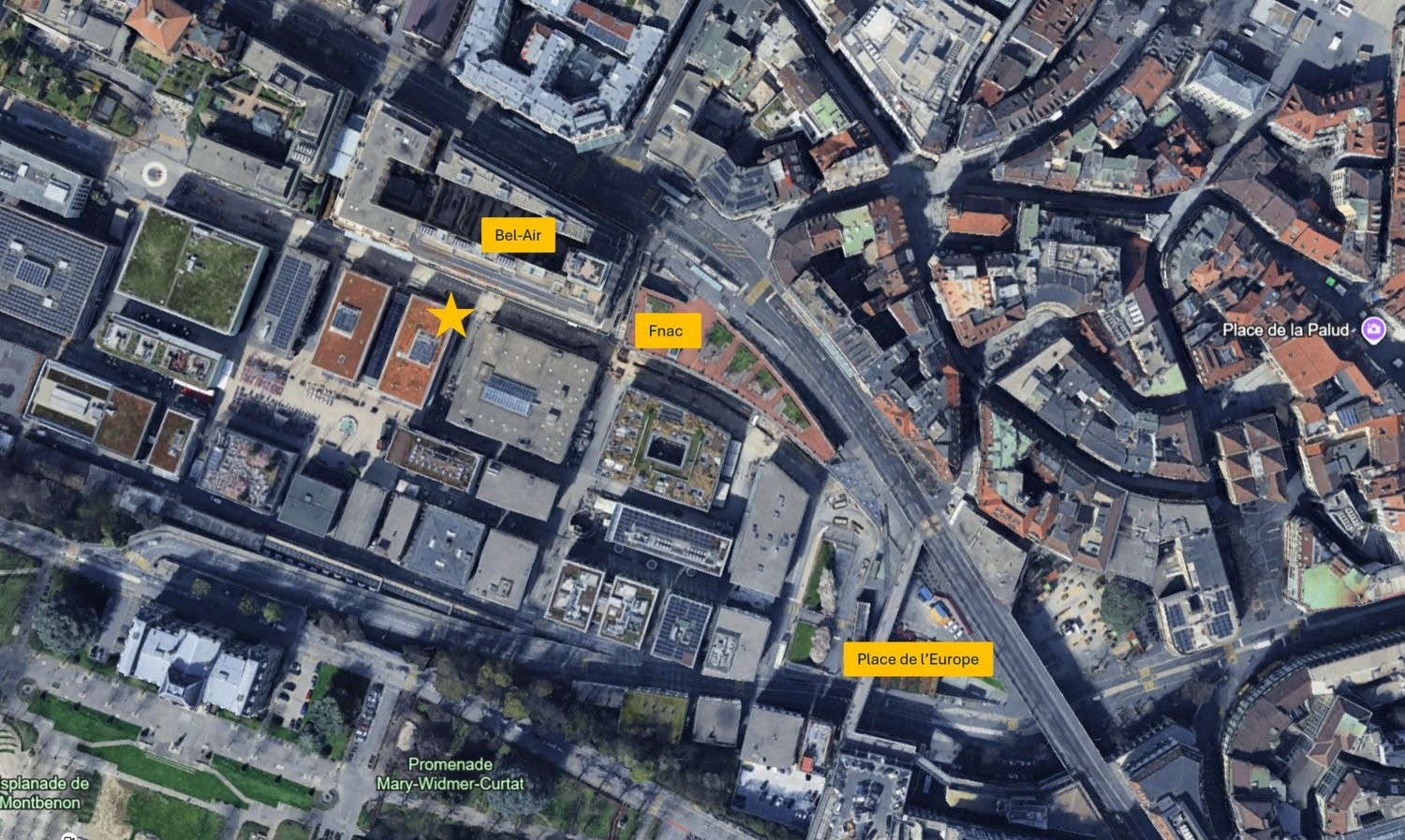 150m² shop