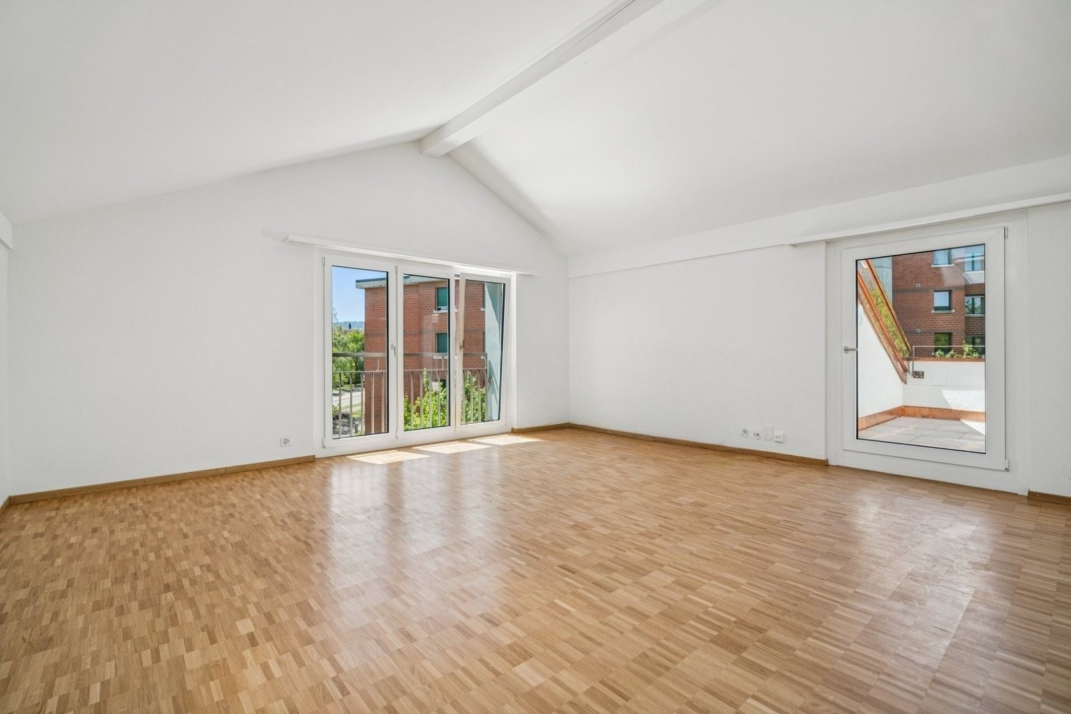 Appartement de 2 ½ pièces sous les combles, photo 2 sur 7