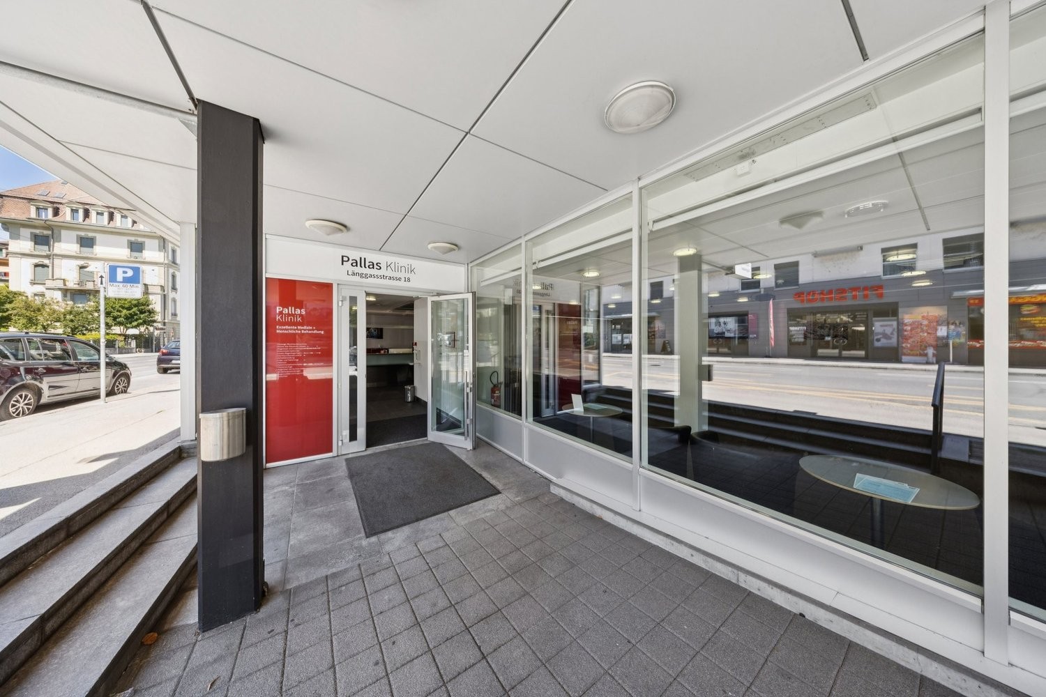 850m² commercial, photo 2 sur 10
