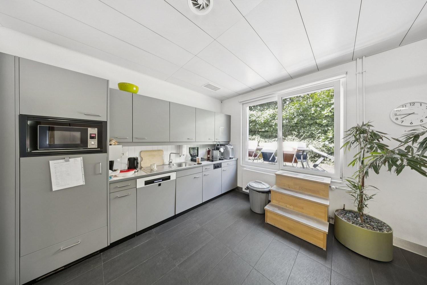 850m² commercial, photo 4 sur 10