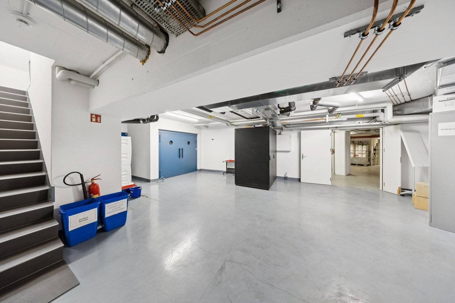 850m² commercial, photo 6 sur 10