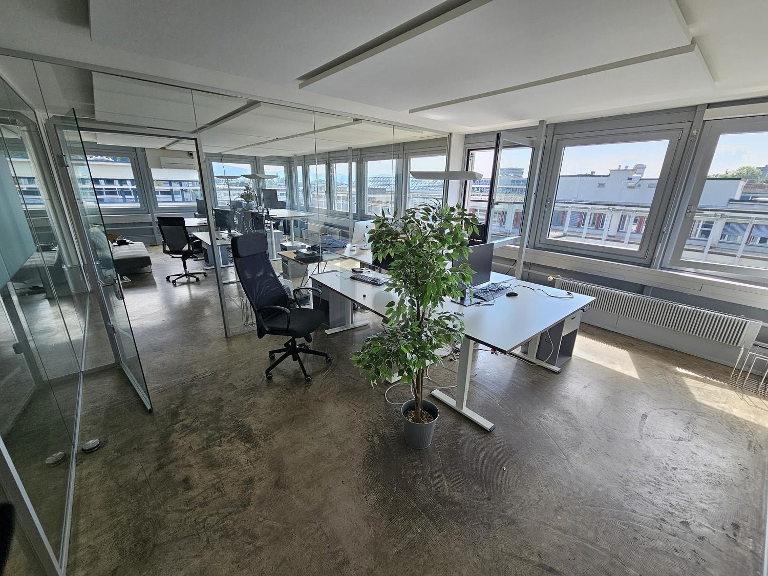322m² bureau