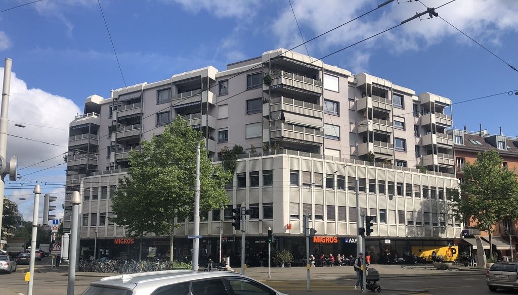 Place de stationnement couverte pour vélos